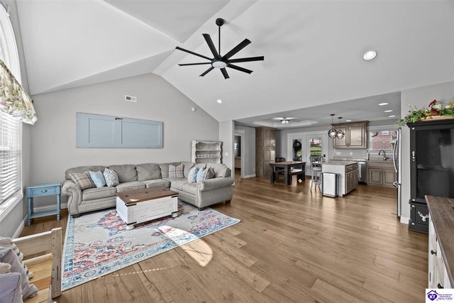 213 Elegance Way, Elizabethtown, KY 42701