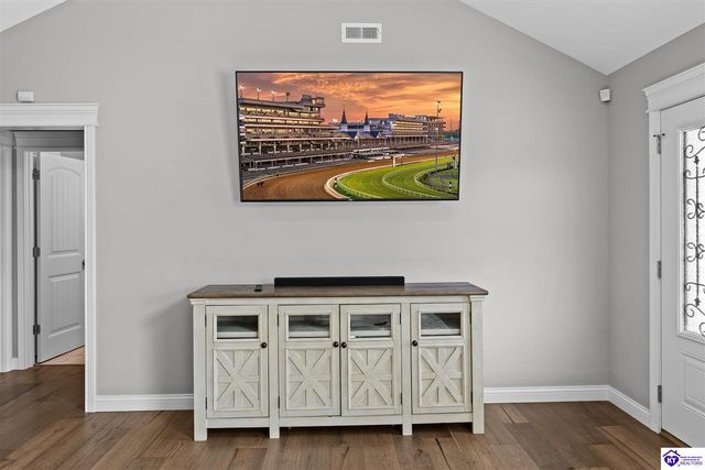 213 Elegance Way, Elizabethtown, KY 42701