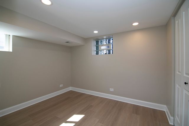 8356 Sayre Avenue, Burbank, IL 60459