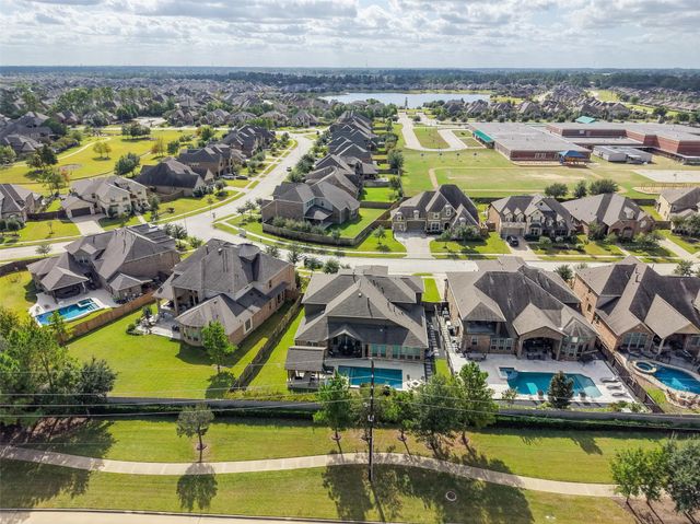 13610 Butterfly Bush Lane, Tomball, TX 77377