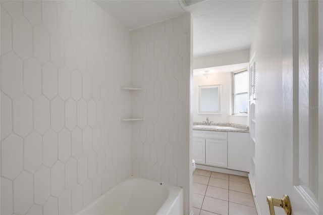 1717 JOYCE STREET, Sarasota, FL 34231