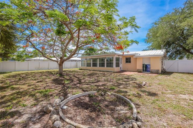 1717 JOYCE STREET, Sarasota, FL 34231