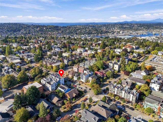 4608 Evanston Avenue N, Seattle, WA 98103