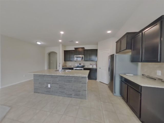 1152 Ibis Falls LOOP, Jarrell, TX 76537