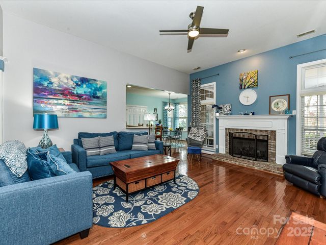 3619 Savannah Hills Drive, Matthews, NC 28105