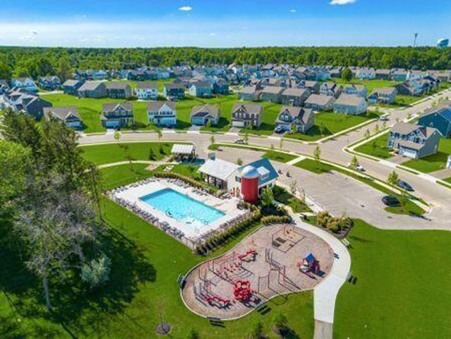 2674 Carmie Drive E, Blacklick, OH 43004