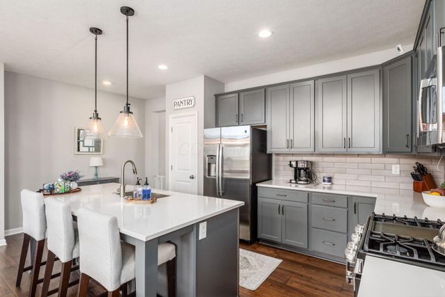 2674 Carmie Drive E, Blacklick, OH 43004