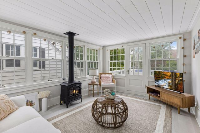 4341 Mackey Avenue, Saint Louis Park, MN 55424