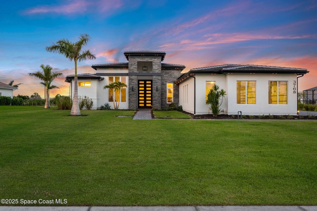 3768 Lake Adelaide Place, Rockledge, FL 32955