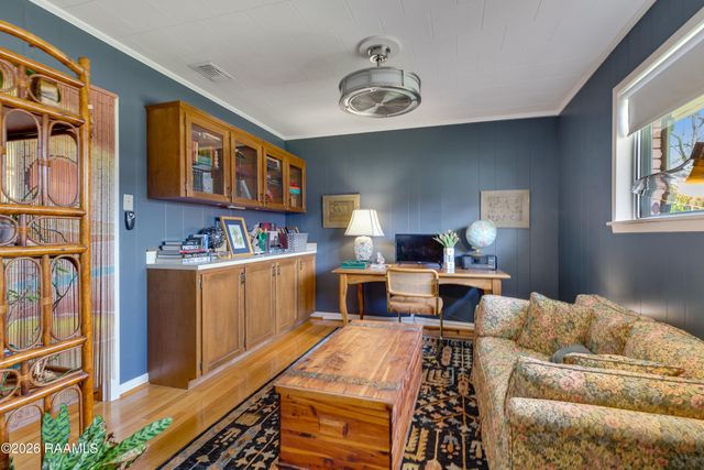 208 Robert Drive, Lafayette, LA 70506