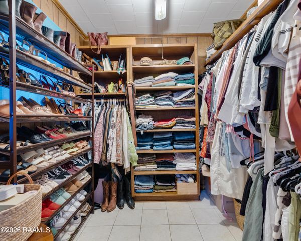 208 Robert Drive, Lafayette, LA 70506