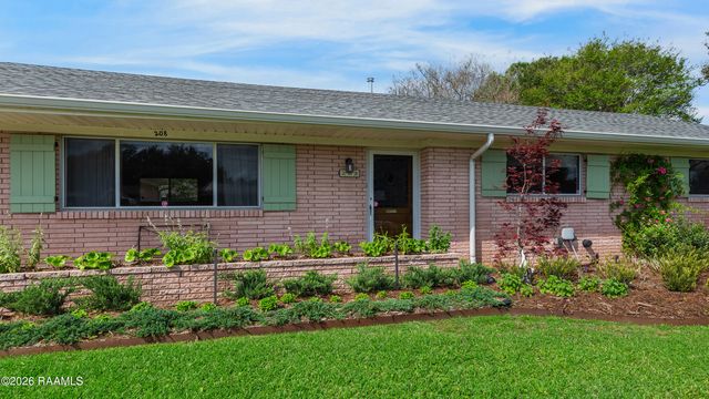 208 Robert Drive, Lafayette, LA 70506