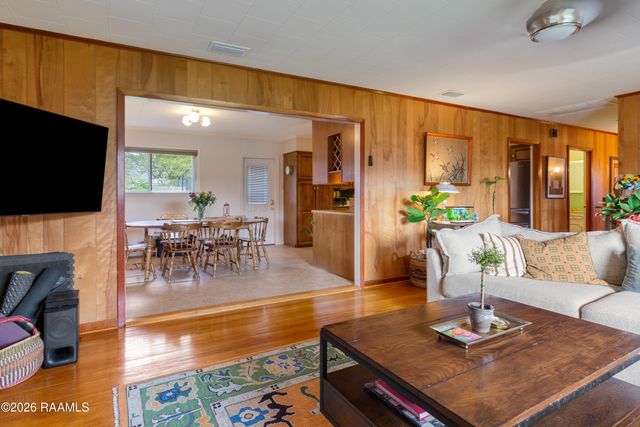 208 Robert Drive, Lafayette, LA 70506