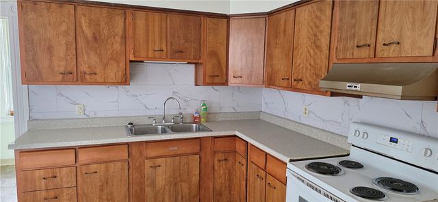 533 S South Main, City Of Washington, PA 15301