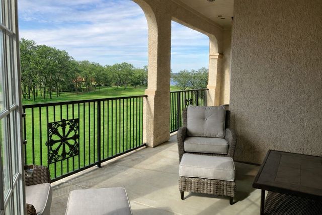 3363 CASCADES Boulevard 219, Tyler, TX 75709
