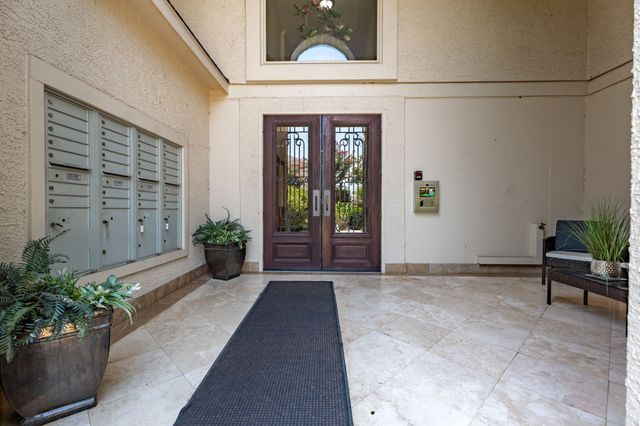 3363 CASCADES Boulevard 219, Tyler, TX 75709