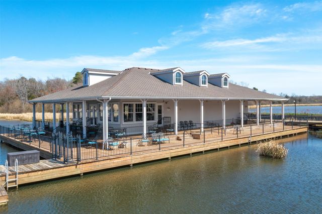 3363 CASCADES Boulevard 219, Tyler, TX 75709