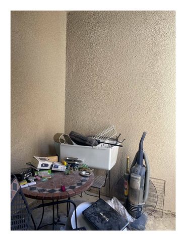 10626 Valley Spring, Los Angeles, CA 91602