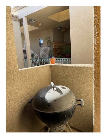 10626 Valley Spring, Los Angeles, CA 91602