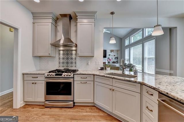 720 Brafferton Way, Johns Creek, GA 30005