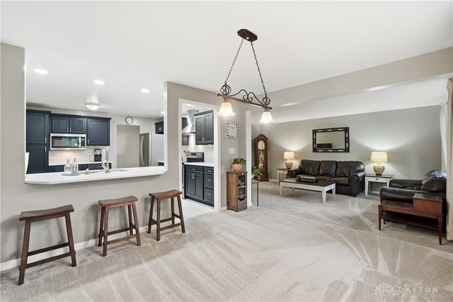 901 New England Avenue, Centerville, OH 45429