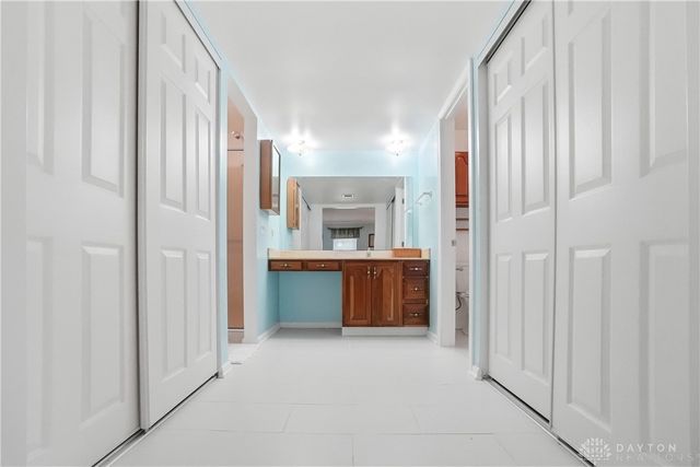 901 New England Avenue, Centerville, OH 45429
