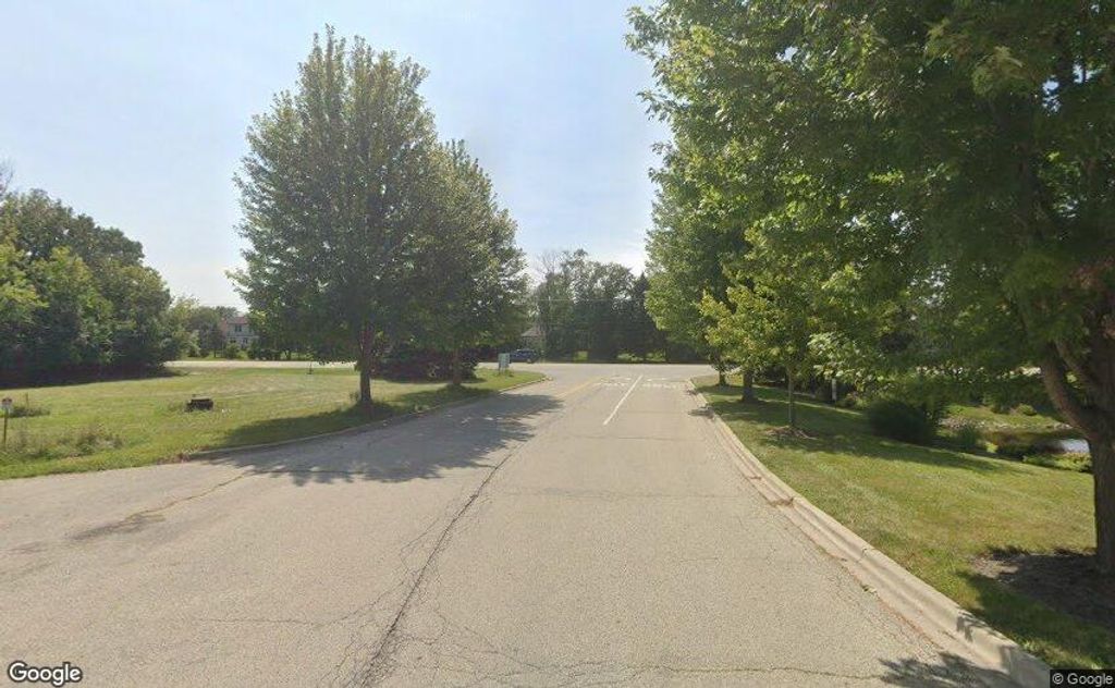1102 Noble Parkway, Port Barrington, IL 60010