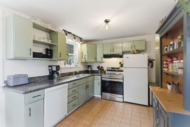 22 Hartlen Avenue, Colebrook, NH 03576