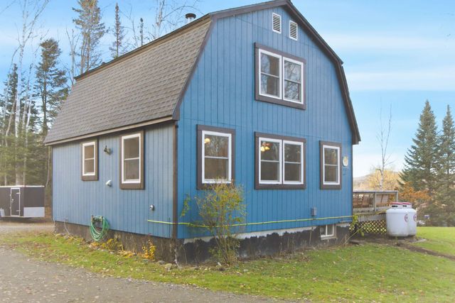 22 Hartlen Avenue, Colebrook, NH 03576