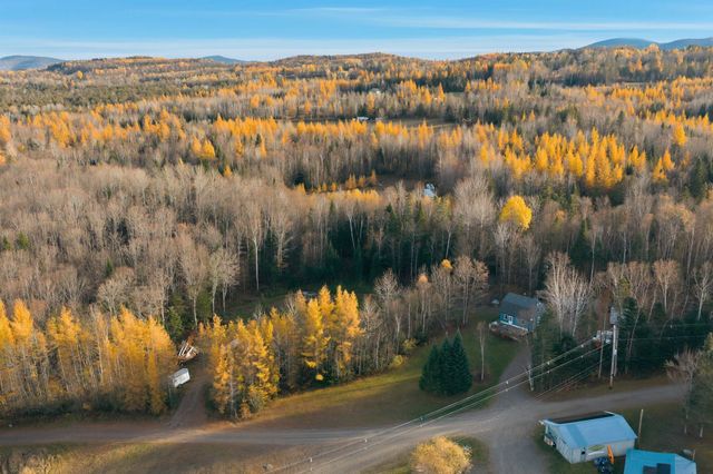 22 Hartlen Avenue, Colebrook, NH 03576