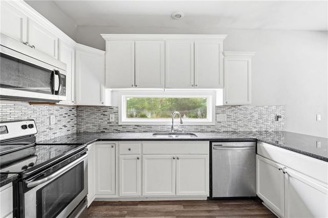 740 Dot Drive, Atlanta, GA 30349