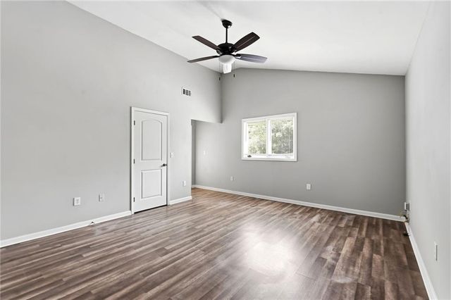 740 Dot Drive, Atlanta, GA 30349
