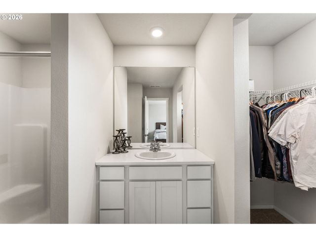 10425 Ne 121ST Ave, Vancouver, WA 98662