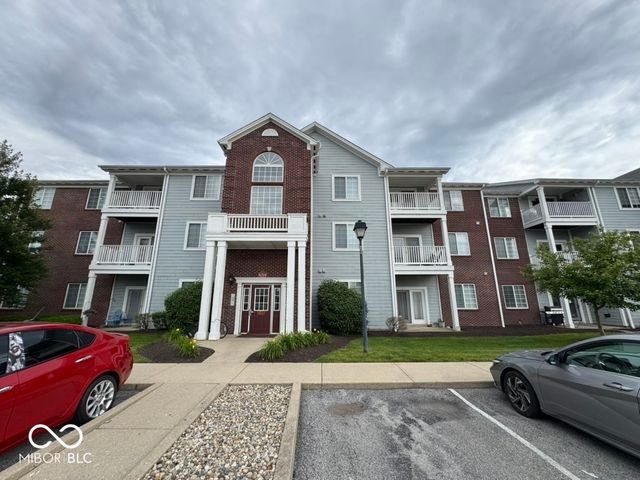 5019 Amber Creek Place 311, Indianapolis, IN 46237
