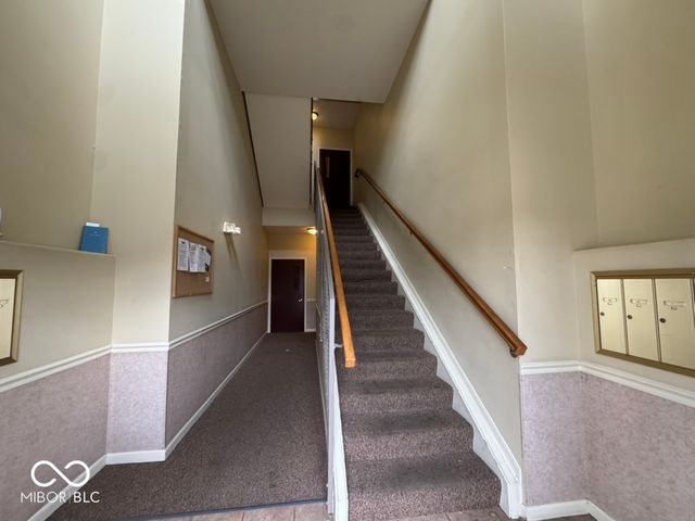 5019 Amber Creek Place 311, Indianapolis, IN 46237