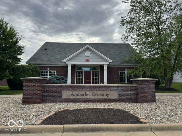 5019 Amber Creek Place 311, Indianapolis, IN 46237