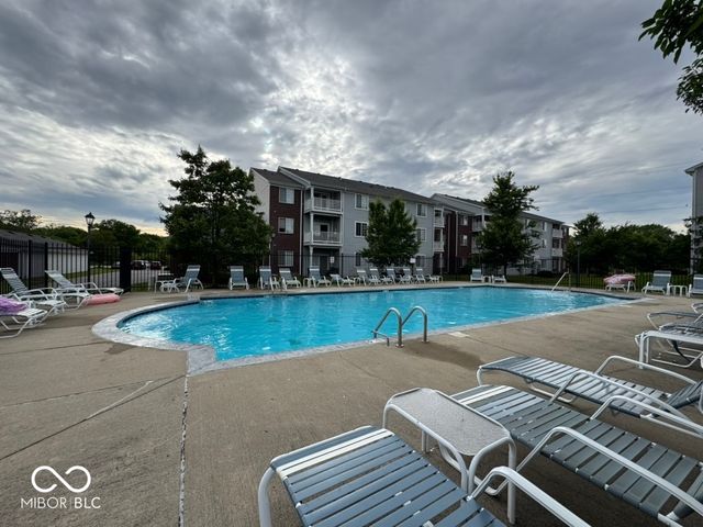 5019 Amber Creek Place 311, Indianapolis, IN 46237