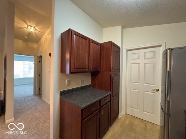 5019 Amber Creek Place 311, Indianapolis, IN 46237