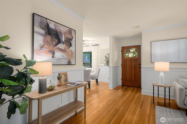 2456 3rd Avenue W, Seattle, WA 98119