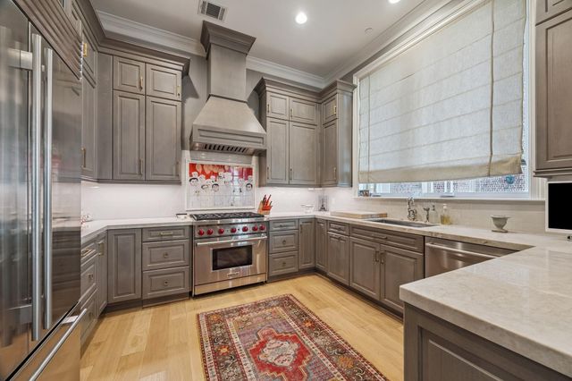 1903 Revere Street, Houston, TX 77019