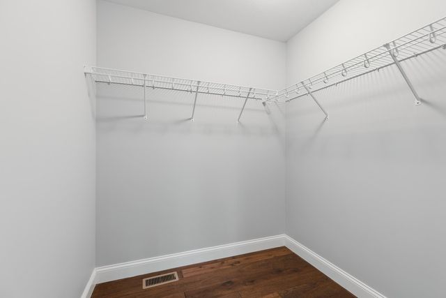 10 Wilson Way, Brentwood, NH 03833