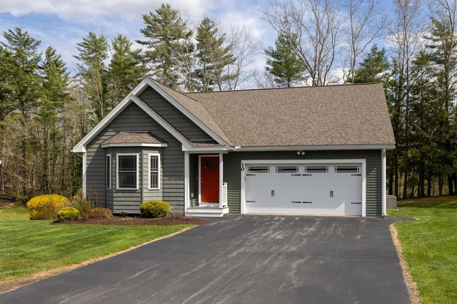 10 Wilson Way, Brentwood, NH 03833