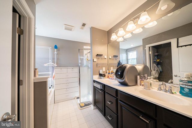 23 CARRINGTON WAY, Marlton, NJ 08053