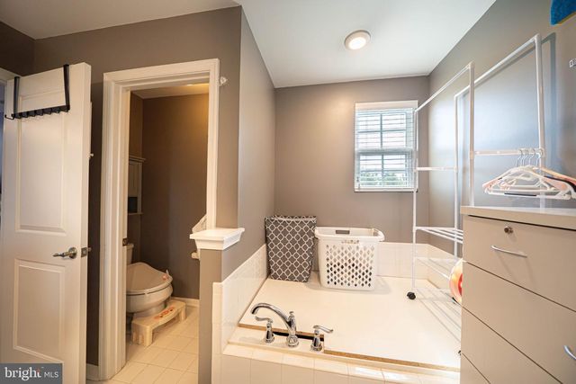 23 CARRINGTON WAY, Marlton, NJ 08053