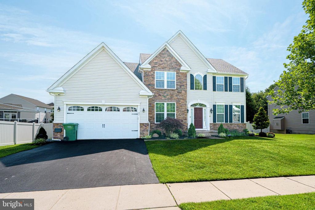 23 CARRINGTON WAY, Marlton, NJ 08053