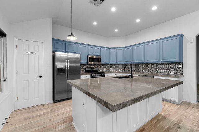 20428 Rita Blanca CIR, Pflugerville, TX 78660