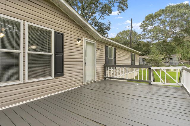 30003 W Boardwalk Drive, Magnolia, TX 77354