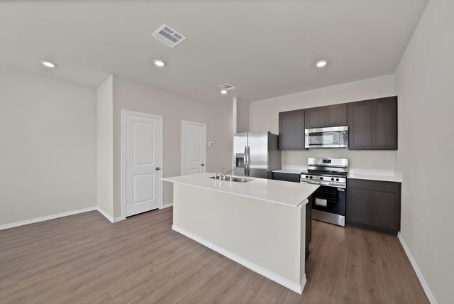 124 Tall Cedar Way, Princeton, TX 75407