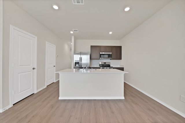 124 Tall Cedar Way, Princeton, TX 75407