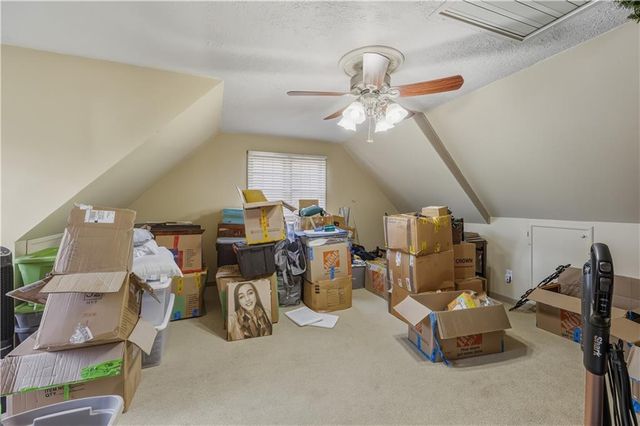 1303 Pembroke Lane, Topeka, KS 66604